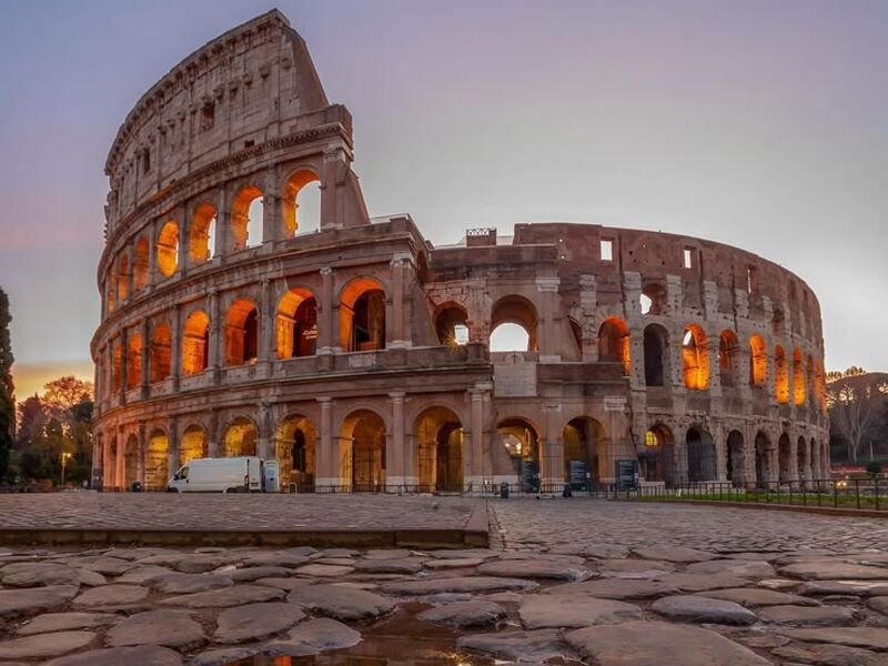  İZMİR`DEN MOTTO İTALYA SunExpress Havayolları ile 7 gece