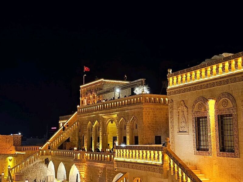 İZMİR ÇIKIŞLI UÇAKLI DİYARBAKIR MARDİN TURU (2 GECE 3 GÜN)