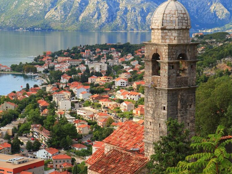 İSTANBUL HAREKETLİ OTOBÜSLÜ BALKAN MASALI 